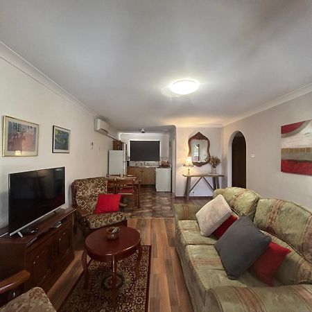 Champion Bay Beach Unit, With Own Carport, Geraldton Bagian luar foto