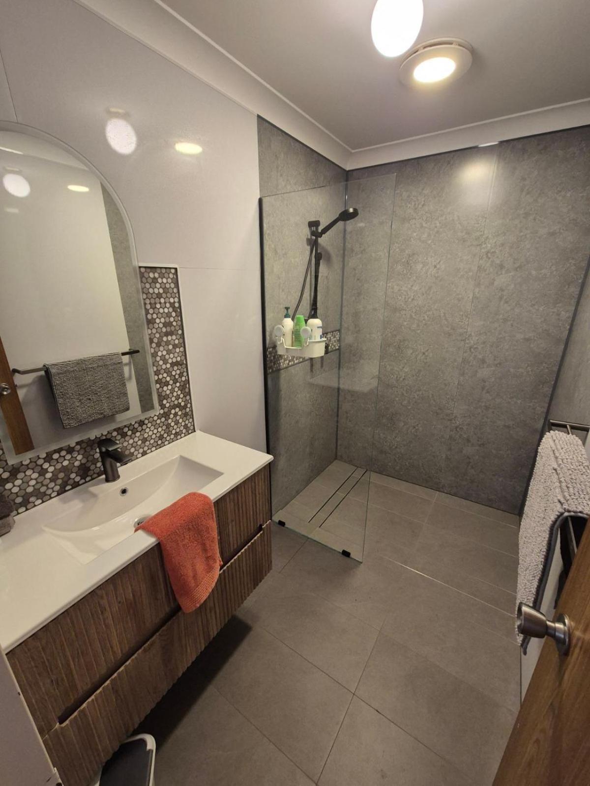 Champion Bay Beach Unit, With Own Carport, Geraldton Bagian luar foto